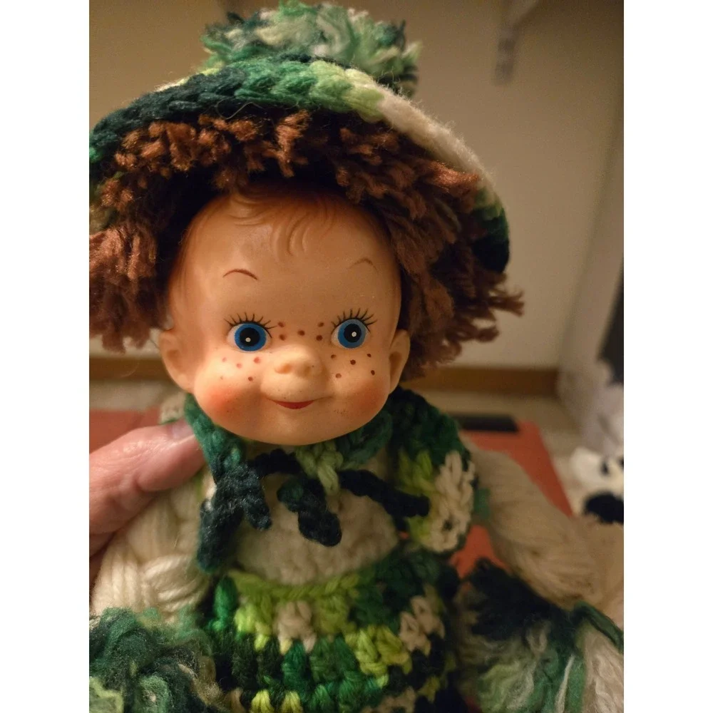 Vintage Handmade Crochet Doll Rubber Face Freckles Green Variegated‎ Outfit Hat